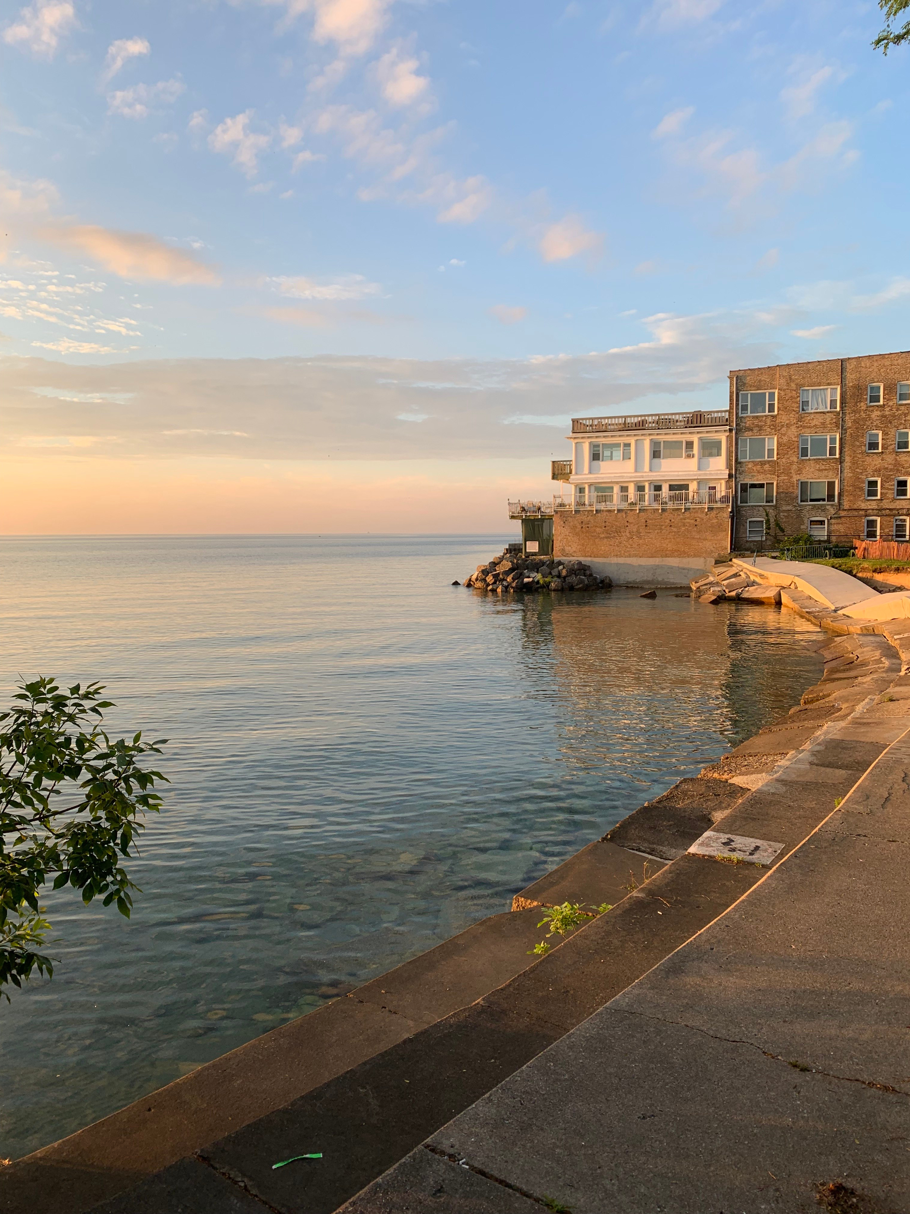 This image has an empty alt attribute; its file name is img_7253-e1562334137268.jpg